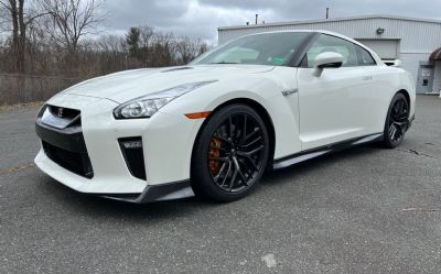 Photo of a 2017 Nissan GT-R Premium for sale