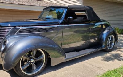 Photo of a 1937 Ford Roadster for sale