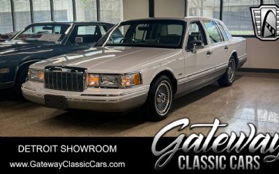Photo of a 1991 Lincoln Town Car for sale