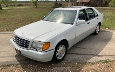 Photo of a 1993 Mercedes-Benz 400-Class 400 SEL 4DR Sedan for sale
