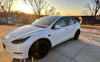 Photo of a 2024 Tesla Model Y Long Range for sale