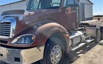 Photo of a 2006 Freightliner Columbia 120 for sale