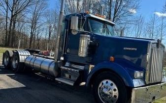 2005 Kenworth W900L 