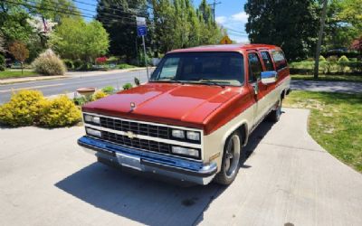 1990 Chevrolet Suburban Silverado Package 