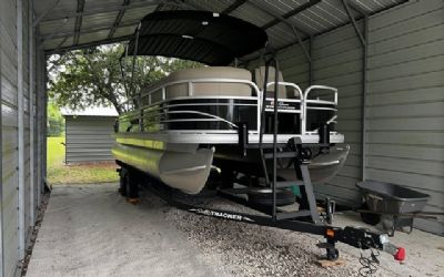 Photo of a 2023 SUN Tracker Sport Fish 20 DLX for sale