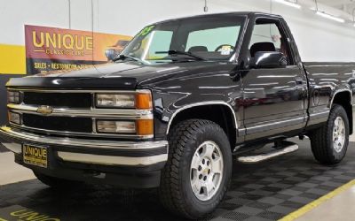 Photo of a 1995 Chevrolet Silverado K1500 Regular Cab SH 1995 Chevrolet Silverado K1500 Regular Cab Shortbox for sale