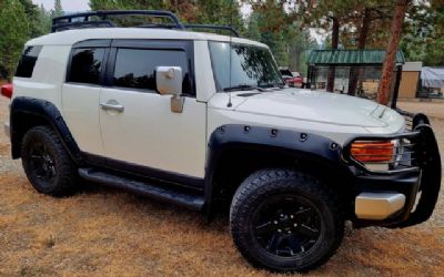 2014 Toyota FJ Cruiser 