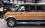 1979 Chateau Super Wagon Van Thumbnail 2