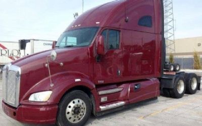 2012 Kenworth T700 Sleeper Tractor 