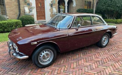 Photo of a 1972 Alfa Romeo GTV 2000 for sale