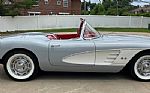 1960 Corvette Convertible Thumbnail 2