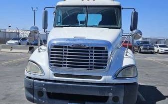 2009 Freightliner Columbia 120