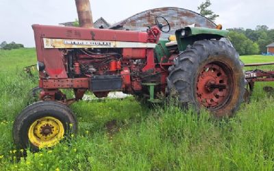 Photo of a 1971 International 826 for sale