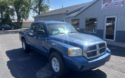 Photo of a 2005 Dodge Dakota SLT for sale