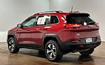 2017 Cherokee Thumbnail 30