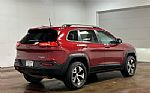 2017 Cherokee Thumbnail 26