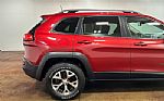 2017 Cherokee Thumbnail 39