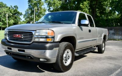 Photo of a 2001 GMC Sierra 2500HD SLE 4DR Extended Cab 4WD LB for sale