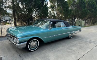 Photo of a 1961 Ford Sunliner for sale