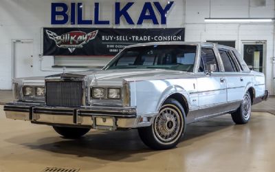 Photo of a 1984 Lincoln Town Car Signature for sale