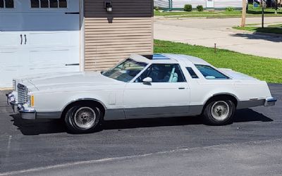 Photo of a 1977 Ford Thunderbird for sale