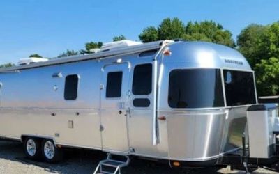 Photo of a 2020 Airstream Classic 30RB Twin for sale