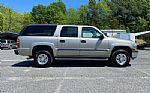 2002 Suburban 2500 Thumbnail 2