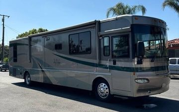 2004 Winnebago Journey WKP39K