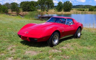 Photo of a 1976 Chevrolet Corvette Stingray for sale