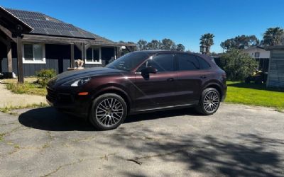 Photo of a 2021 Porsche Cayenne for sale