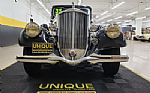 1935 Model 845 Enclosed Driver Limo Thumbnail 2