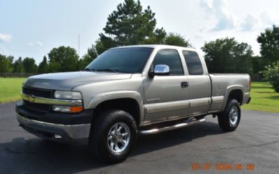 Photo of a 2001 Chevrolet Silverado 2500HD LS 4DR Extended Cab 4WD SB for sale