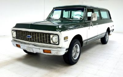 Photo of a 1972 Chevrolet Suburban for sale