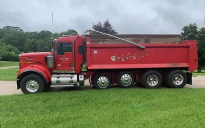 Photo of a 2017 Kenworth W900B for sale
