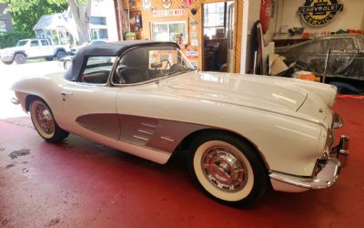 Photo of a 1961 Chevrolet Corvette Roadster for sale