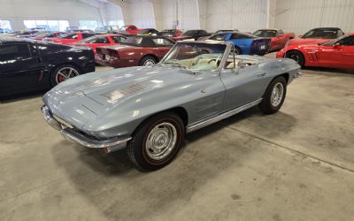 Photo of a 1963 Chevrolet Corvette Stingray Convertible for sale