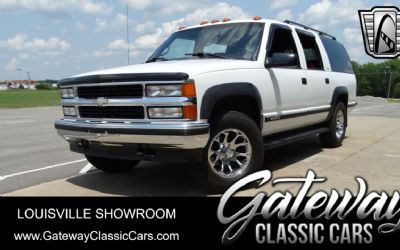 Photo of a 1997 Chevrolet Suburban for sale