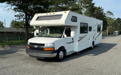 Photo of a 2006 Chevrolet Four Winds 5000 28A 1 Ton Camp 2006 Chevrolet Four Winds 5000 28A 1 Ton Camper for sale