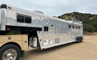 Photo of a 1996 4 Star 902875 4 Horse Trailer With Living Quarters for sale