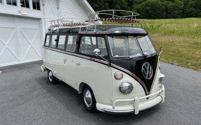 Photo of a 1975 Volkswagen 13 Window Van for sale