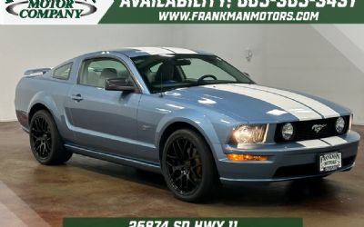 Photo of a 2005 Ford Mustang GT Deluxe for sale