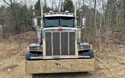 Photo of a 2007 Peterbilt 379 for sale