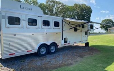 2019 Lakota Charger 8411RK 4 Horse Trailer With Living Quarters