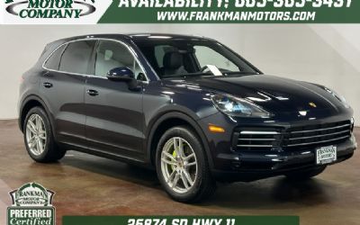 Photo of a 2019 Porsche Cayenne E-Hybrid Base for sale