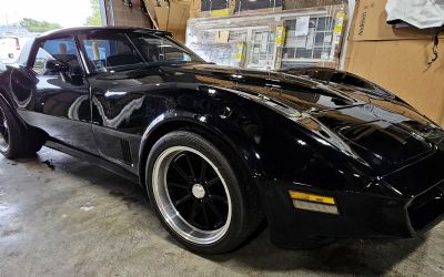 Photo of a 1981 Chevrolet Corvette Sting Ray for sale