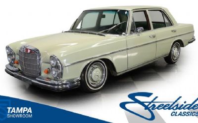 Photo of a 1967 Mercedes-Benz 250SE for sale