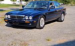 2000 XJ8 Thumbnail 1