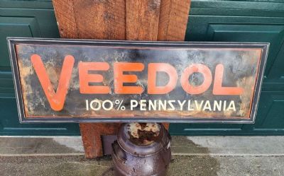 Photo of a Veedol 1% Pennsylvania OIL Wood Framed Sign Veedol 100% Pennsylvania OIL Wood Framed Sign for sale