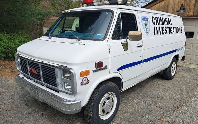 Photo of a 1989 GMC Police 3500 1 Ton Van Police for sale