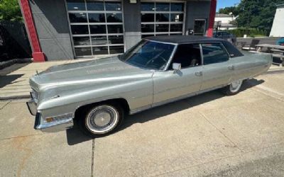 Photo of a 1972 Cadillac Sedan Deville Van for sale